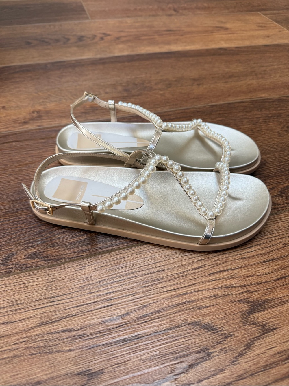 Dolce Vita Donnie pearl sandal